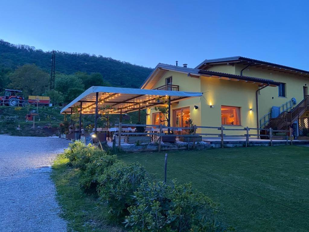 Agriturismo La Soglia Del Parco Ranica Екстериор снимка