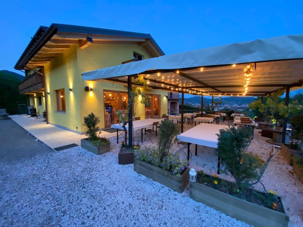 Agriturismo La Soglia Del Parco Ranica Екстериор снимка