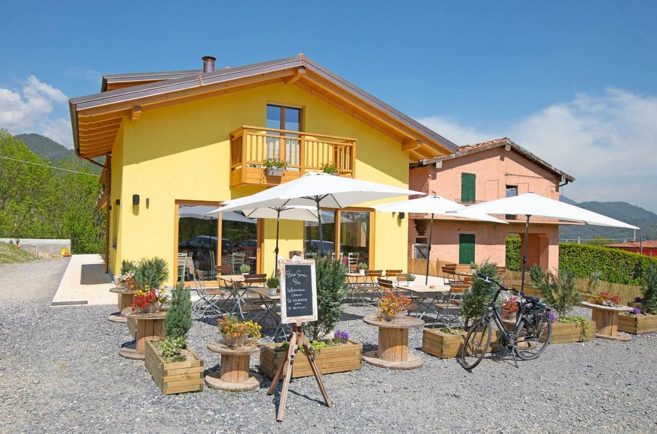 Agriturismo La Soglia Del Parco Ranica Екстериор снимка